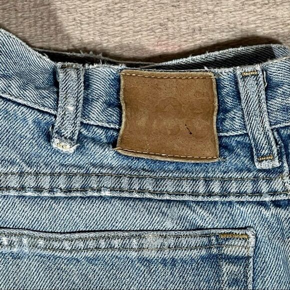 32w Vintage 90s Trashed Lee Cutoffs - Picture 2 of 9